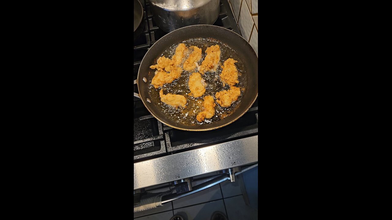 chicken 🍗 strips ASMR