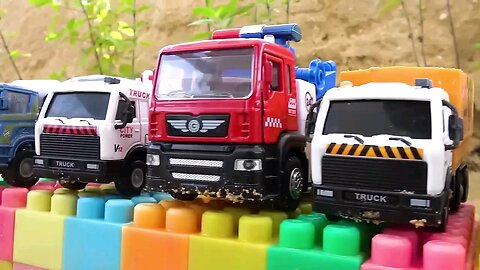 Trucks for Kids Construction Show - #excavator, Dump Truck, Mixer Truck in Surprise Eggs #jcb #toy