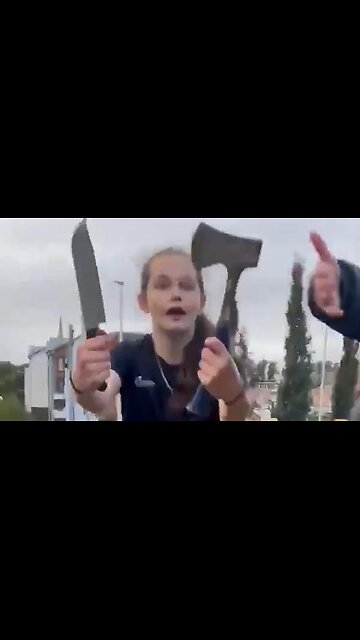 𝐍𝐢𝐨𝐡 𝐁𝐞𝐫𝐠 ♛ ✡︎ - One of the terrified girls in this video has reported