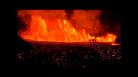 Hawaii's Mount Kilauea erupting again