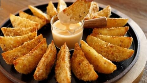 Perfect crispy garlic cheese potatoes!! Delicious! Cheese sauce. No fry.🥰😍👌