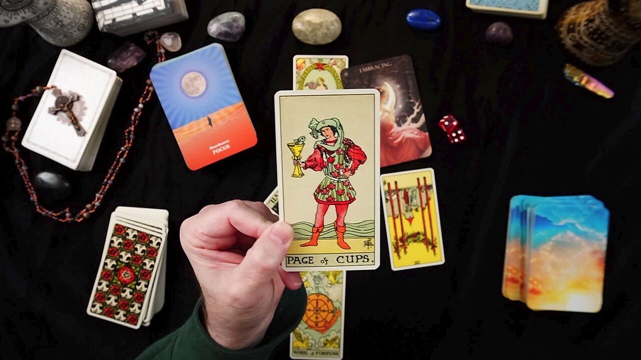 Gemini, Why Do You Feel Lost? ♊️ Your April Tarot Reading Reveals All