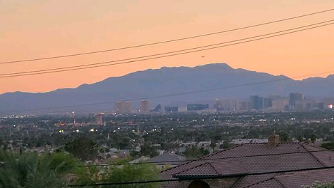 Did you see tonight's Las Vegas sunset? Check this out! 05 09.2025 #follow #lasvegas #travel #gaming