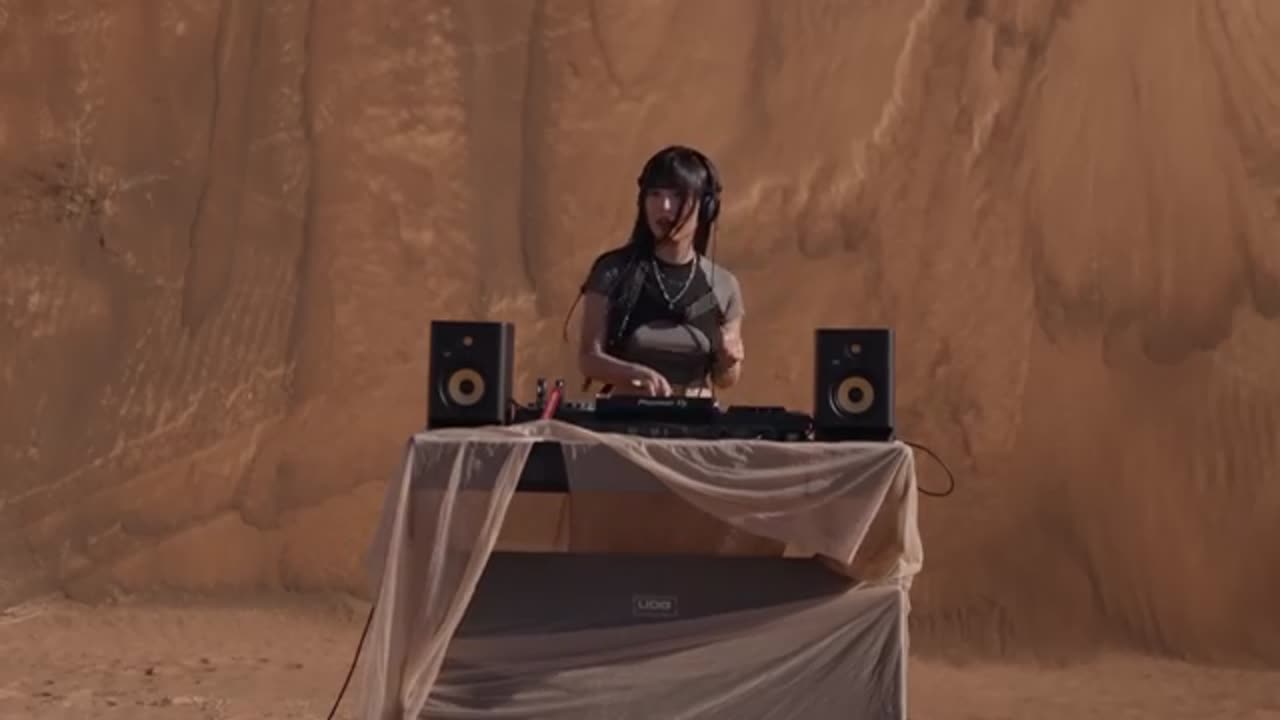 Melodic Techno & Progressive House DJ Set by YOUNA at Red Sand Desert I Dubai