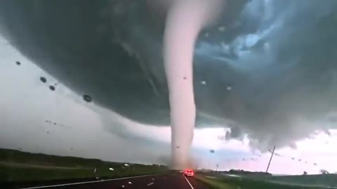 A Wild Time-lapse of a Tornado