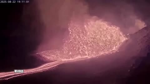 Hawaii's Kilauea volcano erupts, shooting lava into the air 08/23