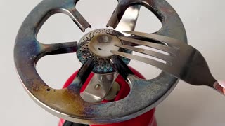 A fresh-smelling bathroom has never been this easy!