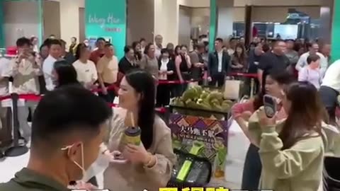 Hainan verses Hawaii, Shenzhen verses SF Bay Area. 40 years made a hell of difference