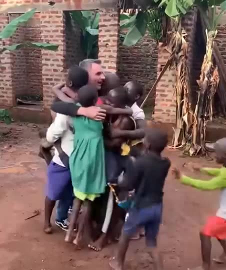 SAVE CLUB SAVINGS & DISCOUNTS WORLDWIDE - LOVE IS LOVE - HELP OTHERS NOW - TOP TEAM ROB BUSER