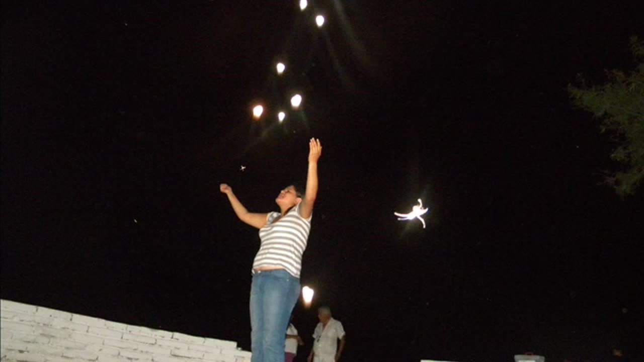 Light beings, angels, orbs, luminous phenomena in photos