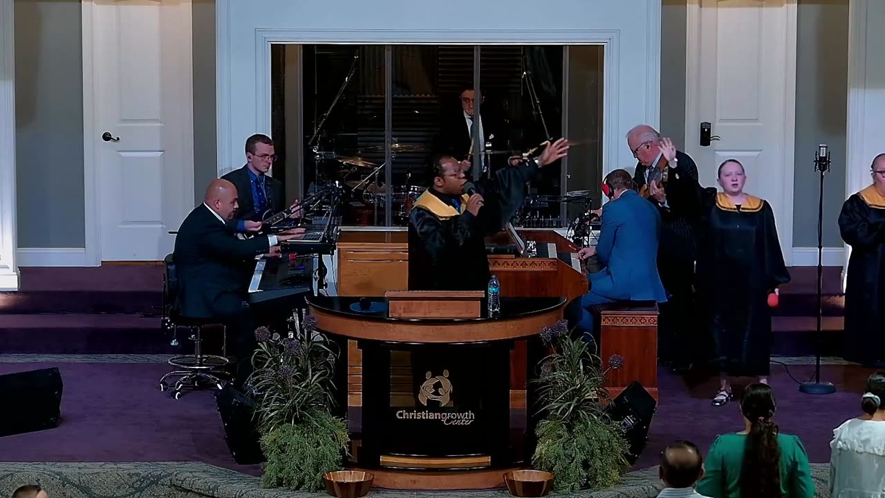 Sunday Night Live! | Rev Joey Boggs