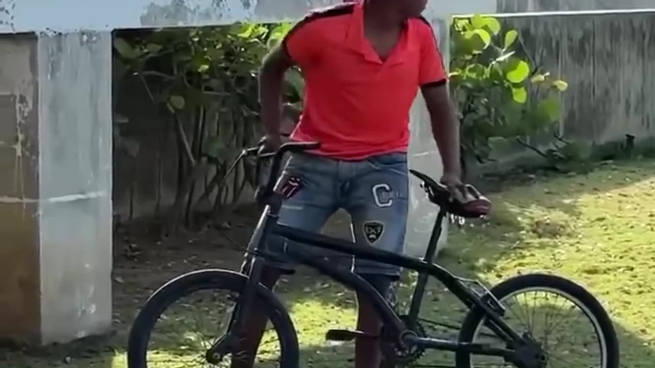 Watch till the end.😂😂😂😂😂😂