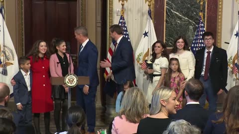 🚨 VICE PRESIDENT JD VANCE SWEARS IN SEAN DUFFY AS SECRETARY OF TRANSPORTATION! 🚆✈️🚛