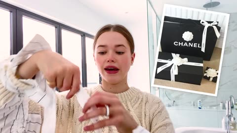 8 Ways To Style Your Hair Under 60 Seconds