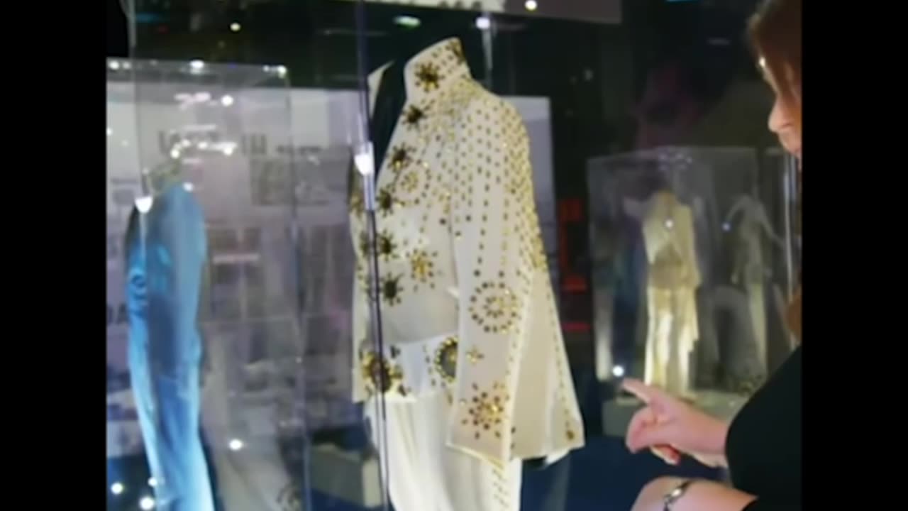 SAMMY HAGAR TOURS GRACELAND