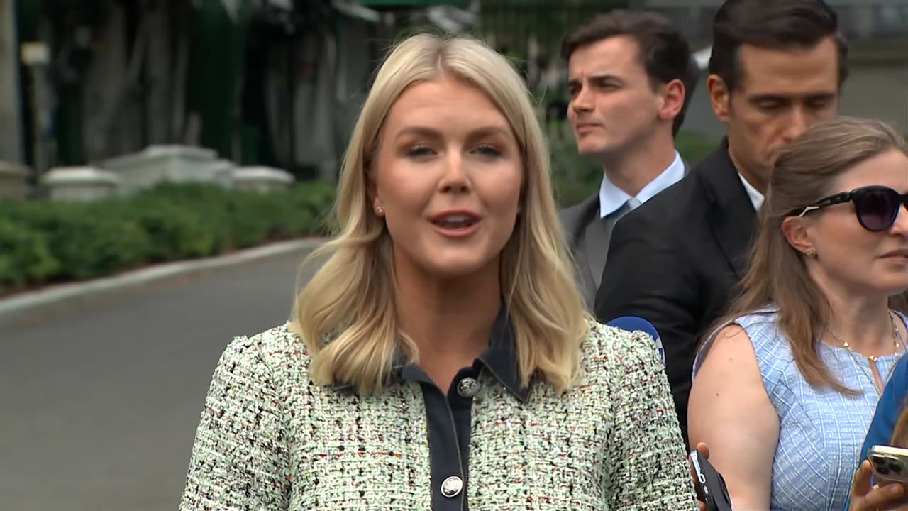 Trump wants name of Washingtons football team changed back