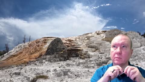 Mary's Daily Live Holy Rosary Prayer at 8:00 p.m. EST 12/22/2025