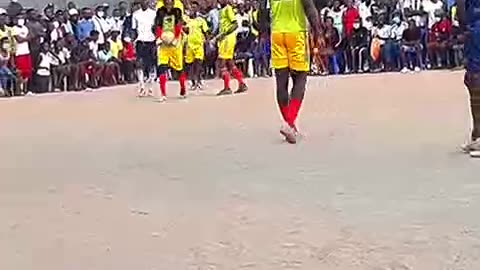 This is not real football hehehehe.🤣