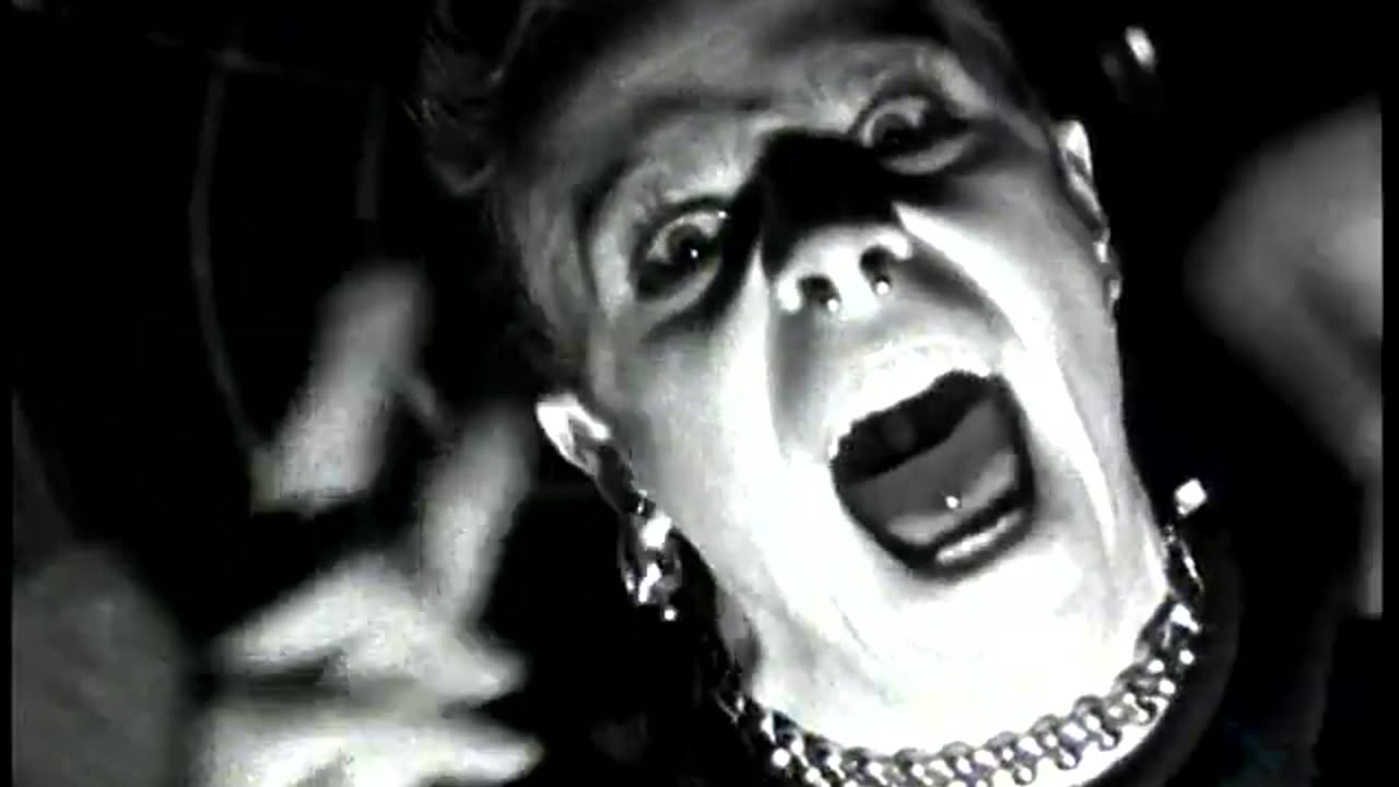 Prodigy - Firestarter - Music Video