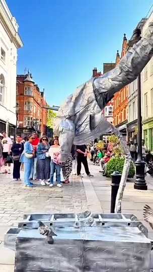 Years of patience brought this moment. Even the pigeons become part of my performance