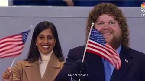 Phó Tổng thống JD Vance được phát hiện trong đám đông ở Milan CỔ VŨ Đội tuyển Mỹ