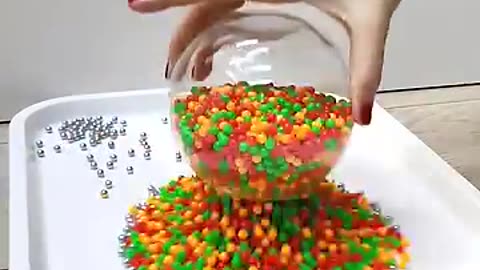 tower of Plastic and steel beads is soo satisfying