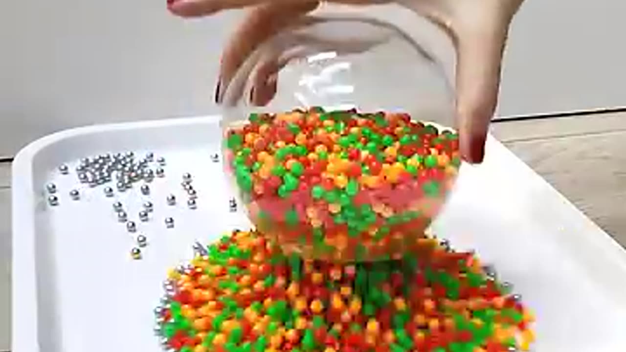 tower of Plastic and steel beads is soo satisfying
