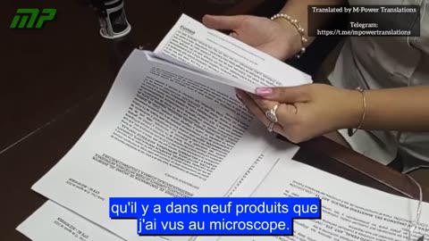 La docteure Liliana remet le rapport notarié au Département de la Santé de Santa Cruz.