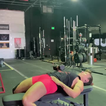 Single Arm Chest Press DB