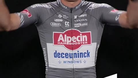 🇧🇪 @JasperPhilipsen wins the first stage of the #TDF2025!