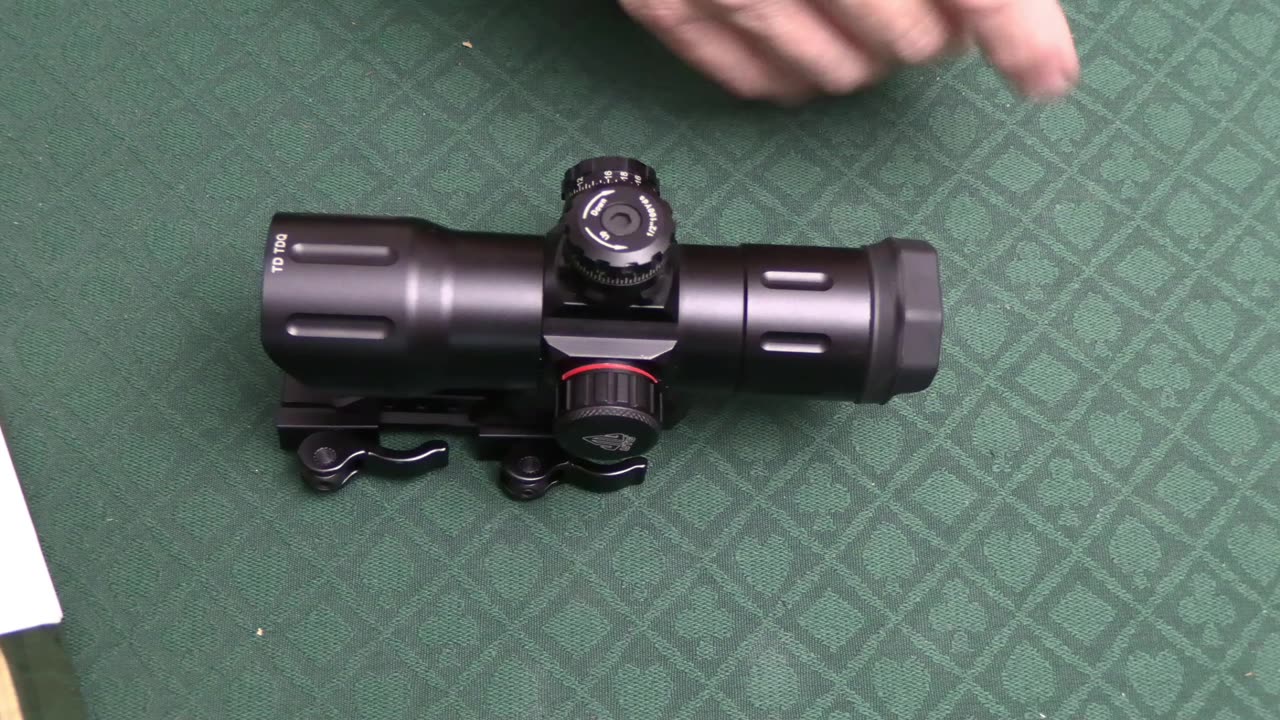 UTG 6" ITA CQB T-dot Sight Offset QD Mount