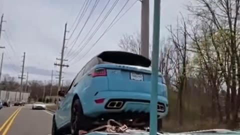 Don’t Miss This Epic Land Rover Loading! | Open Car Shipping 🚗