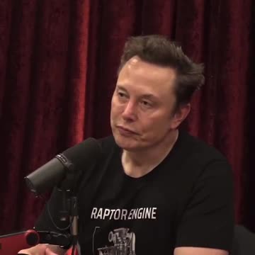 Elon Musk: "The known Epstein clients who are obviously extremely powerful politically and very wealthy. Bill Gates, Bill Clinton and Reid Hoffman.