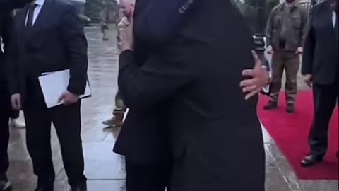 Voi due dovete prendere una stanza insieme