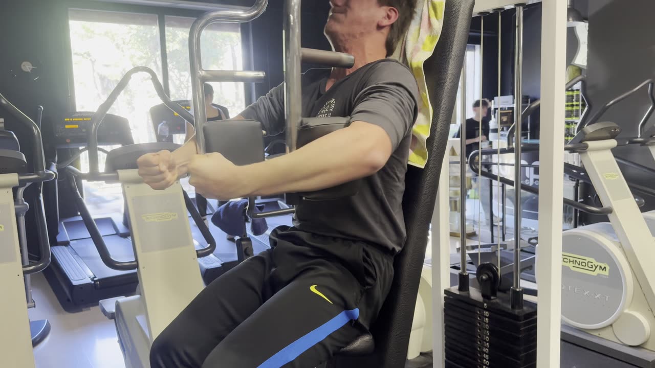 From Sicily To Cyprus: High Testosterone Workout, Outfit Check and More