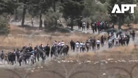 Syria Clashes | Israeli Druze Cross Into Syria Amid Golan Heights Tension | Border Breached | APT