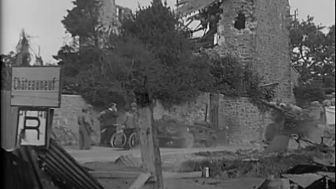 BUILD-UP FOR CAPTUR... - BUILD-UP FOR CAPTURE OF ST. MALO, FRANCE ; LEND-LEASE TO RUS - 111-adc-2079
