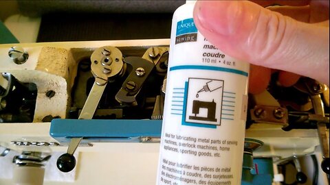 Deep oiling vintage sewing machines tips