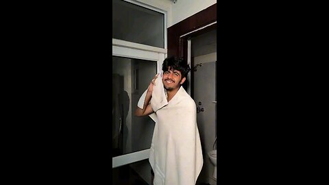 Ladke ke chakkar me padta hai