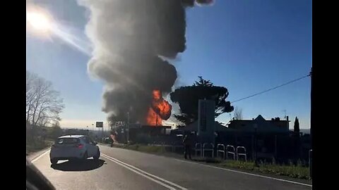 Explosion rocks Rome