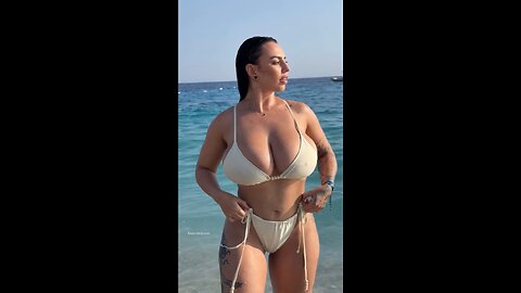 Incredible busty wet body!