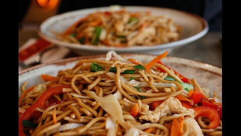 CHICKEN CHOWMEIN