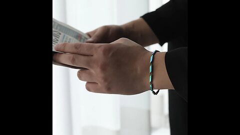 Minimalist Elegant Titanium Bracelet, for Men & Women
