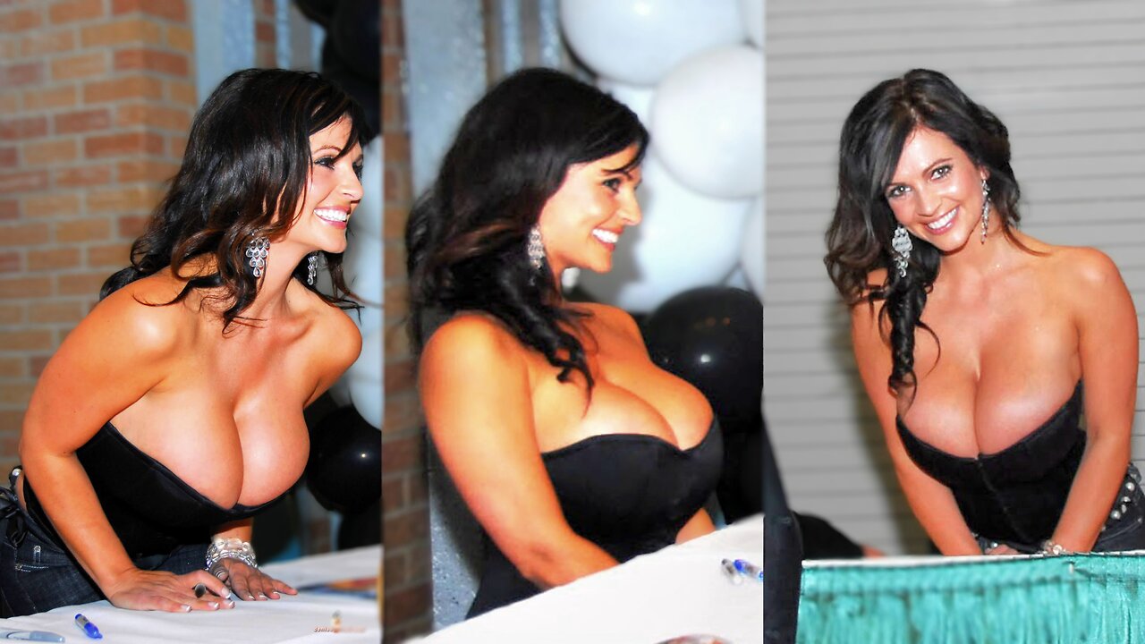 Model Denise Milani at Ticketstock event - video and slideshow