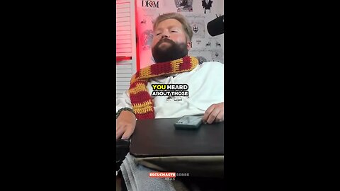 Rihanna vs aliens in Battleship wasn’t a movie… it was a warning?! 👽⚓