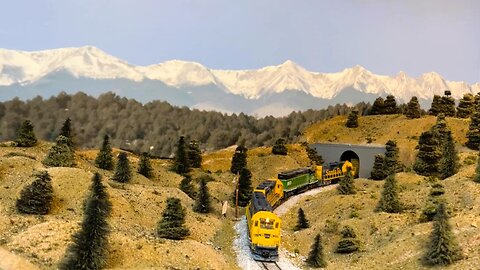 Watching Trains Episode 11 - Railroading Action at the Raton Pass Tunnel Portals.