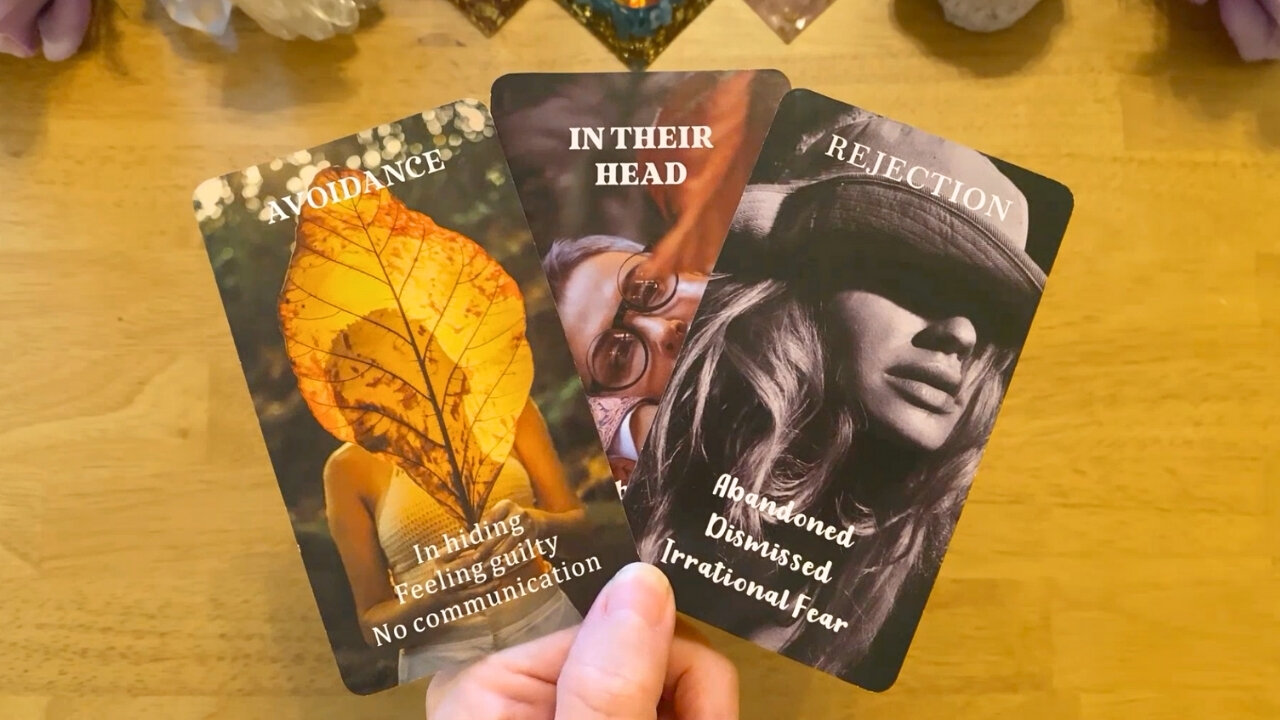 THIS IS WHY THEY HAVEN'T CALLED OR TEXTED YOU 😢 TWIN FLAME SOULMATE 💞 (COLLECTIVE LOVE READING) 🔮