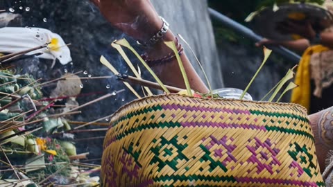 First-Ever: Murmu’s Sabarimala Prayer in 30 Seconds