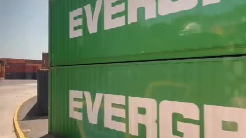 "Optimizing Supply Chain Logistics with 40ft FCL and LCL Containers"