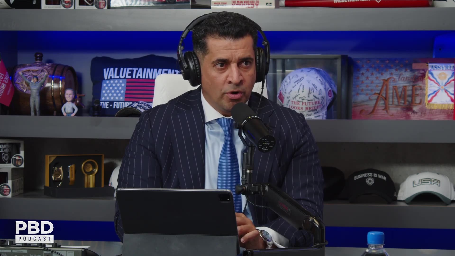 "Gave a Sheikh $100,000 Cash" 💥Iraq Vet EXPOSES DARK MONEY Payoffs